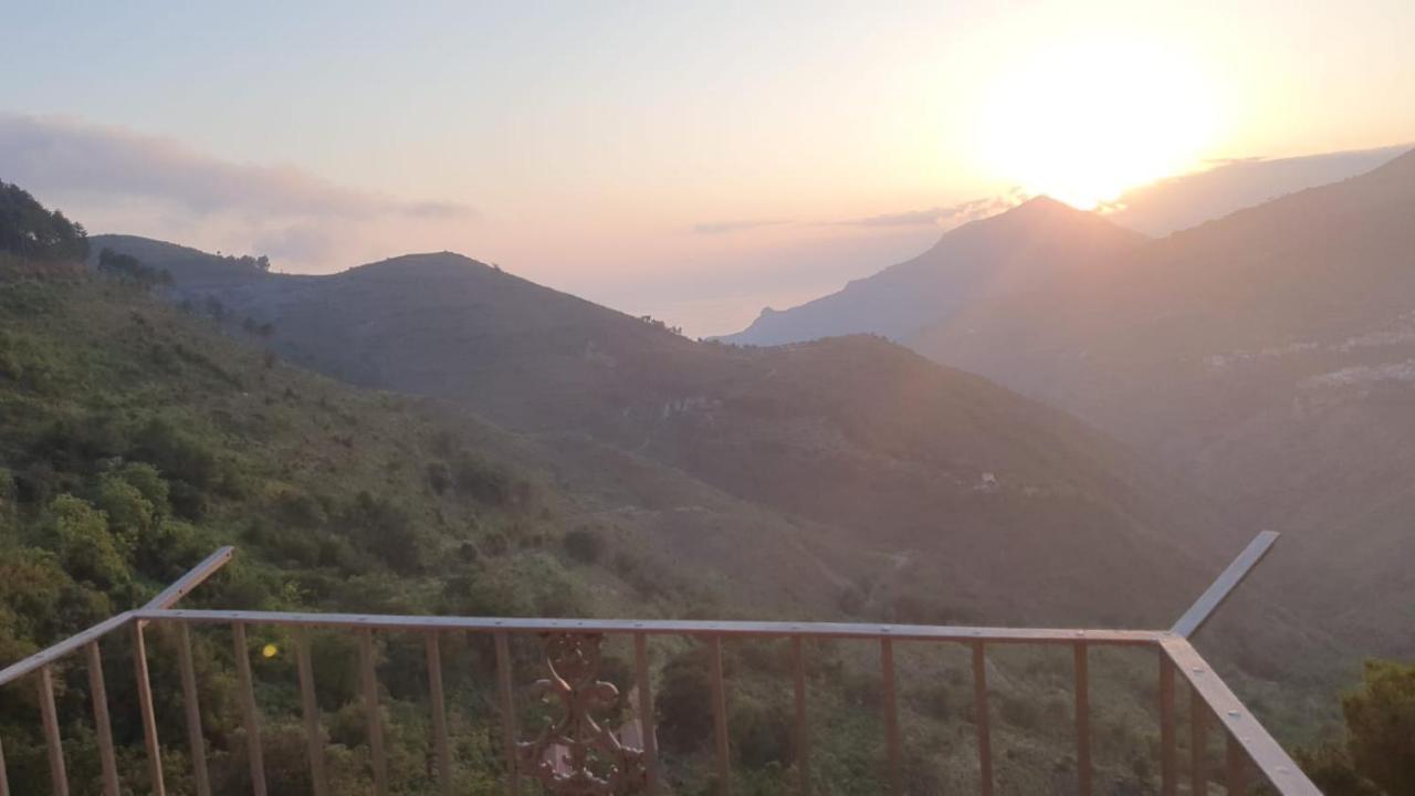 Appartamento "Al Borgo Antico" Aieta エクステリア 写真